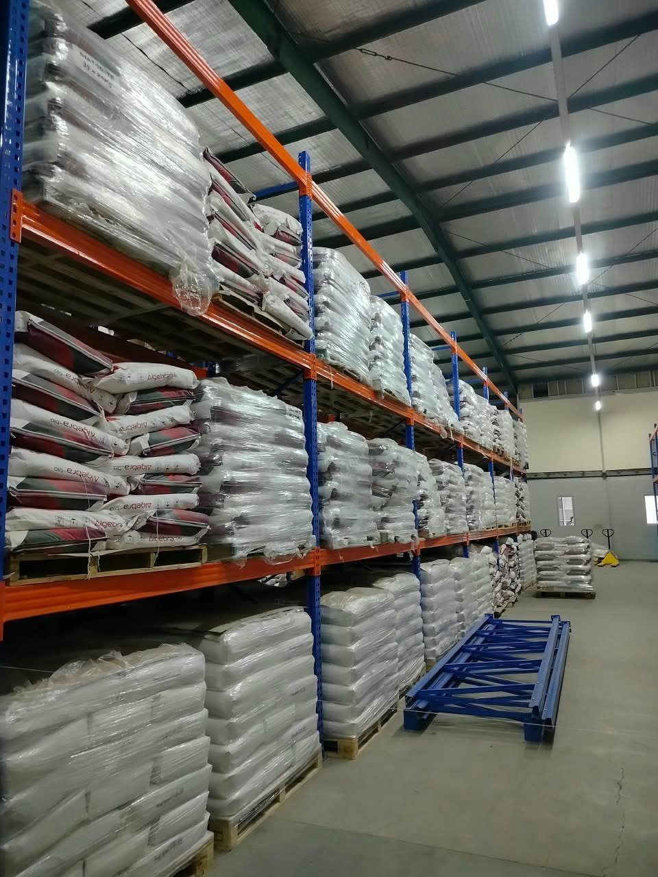 Foto pendukung halaman Rak Sampel Pertinggal & Arsip Batch Record Farmasi — Perkasa Racking TAP (2)